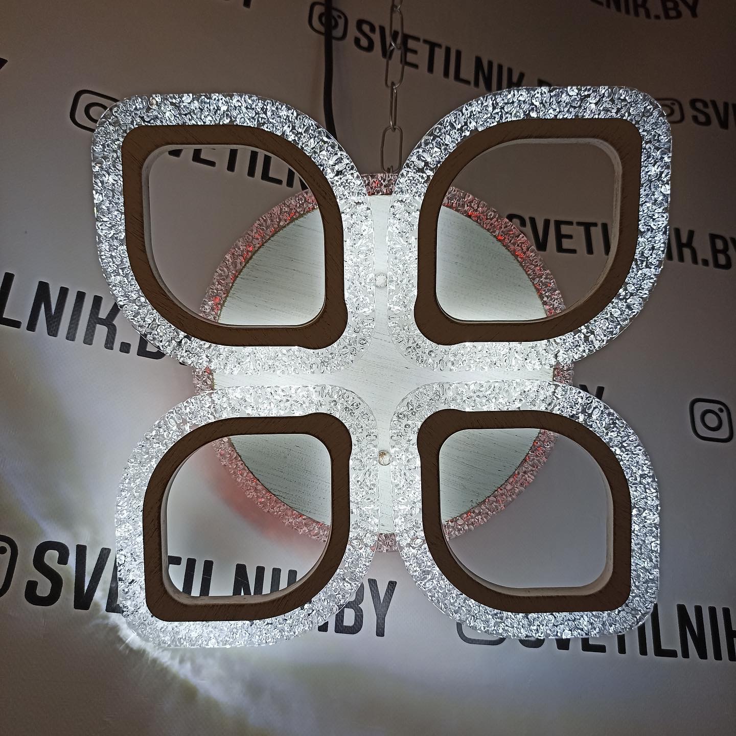 Умный светодиодный светильник с возможностью управления светом через Ваш смартфон или пультом ДУ❤️8018/4 GD — изображение 2