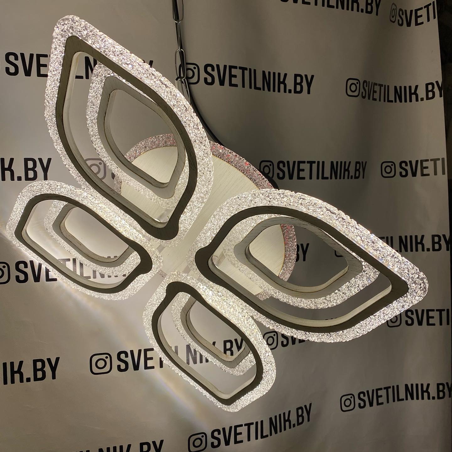 Умный Светодиодный светильник с возможностью управления смартфоном и пультом ДУ 8013/4+4 WT — изображение 3