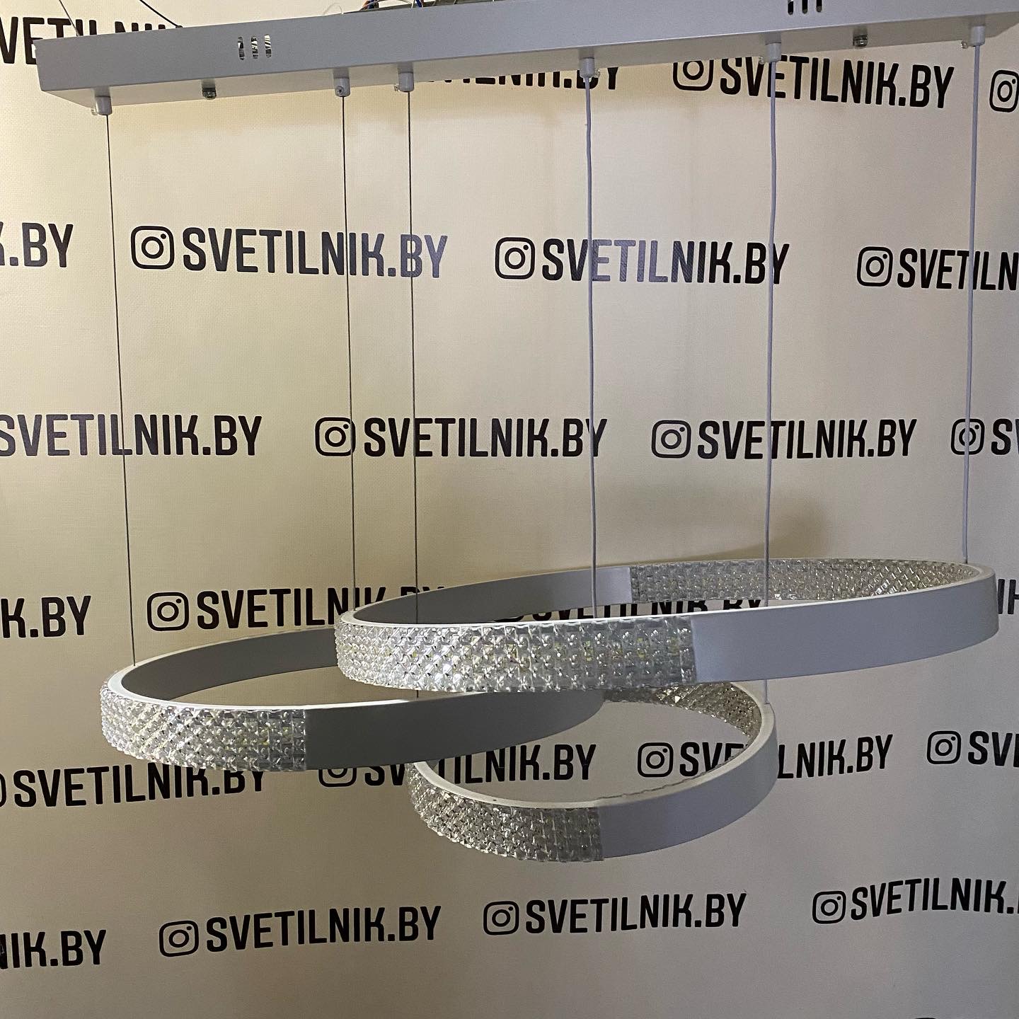 Светодиодный светильник с пультом ДУ Н136 WT — изображение 4