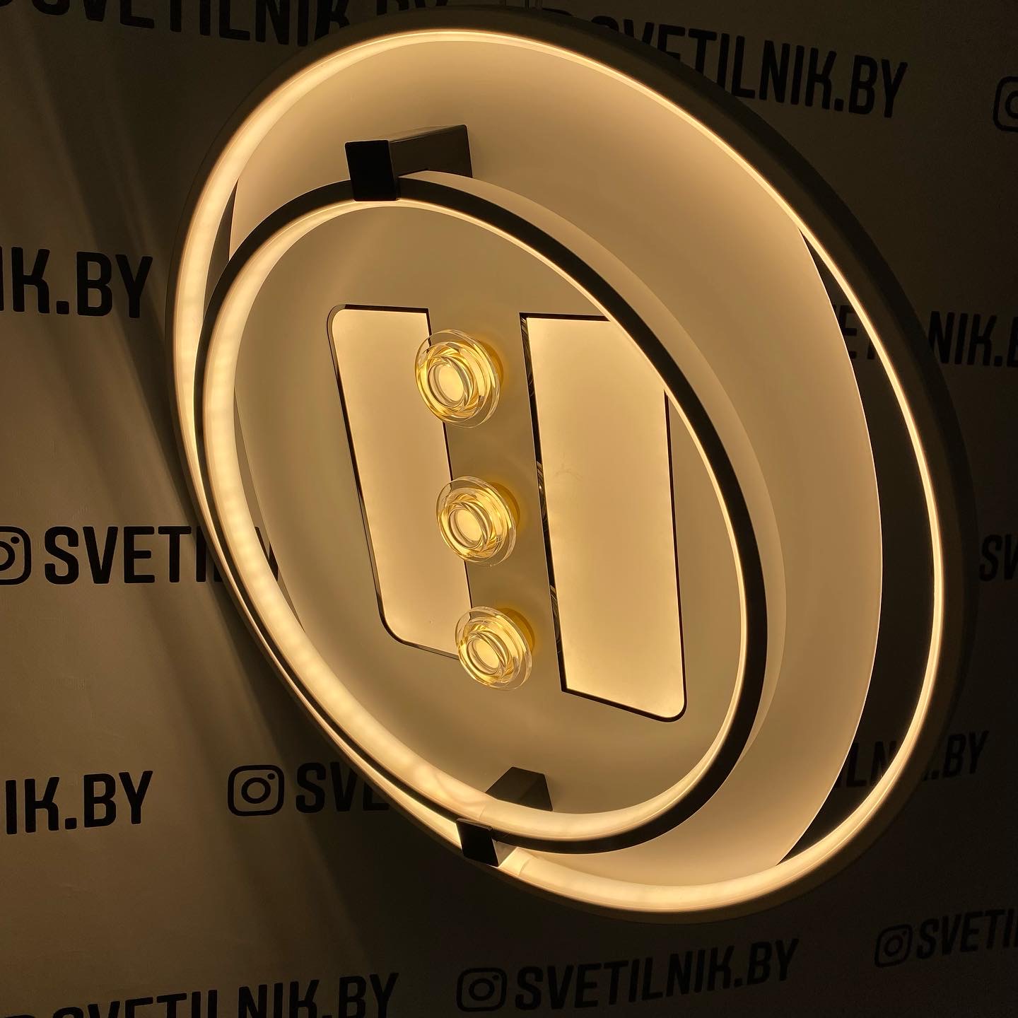 Светодиодный светильник с пультом ДУ 140/2 WT — изображение 4