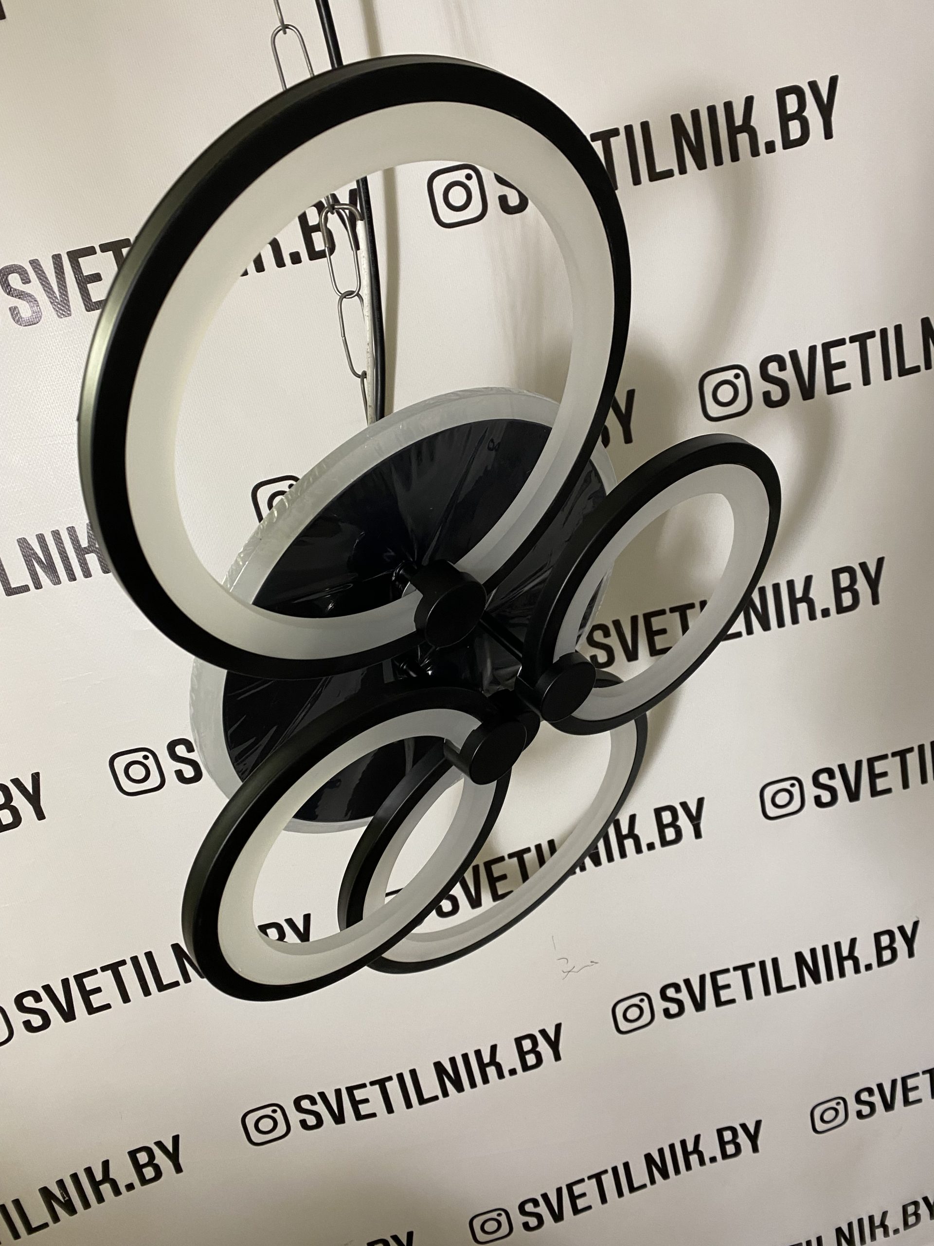 Умный Светодиодный светильник с возможностью управления смартфоном и пультом ДУ 7311/4 BK — изображение 4