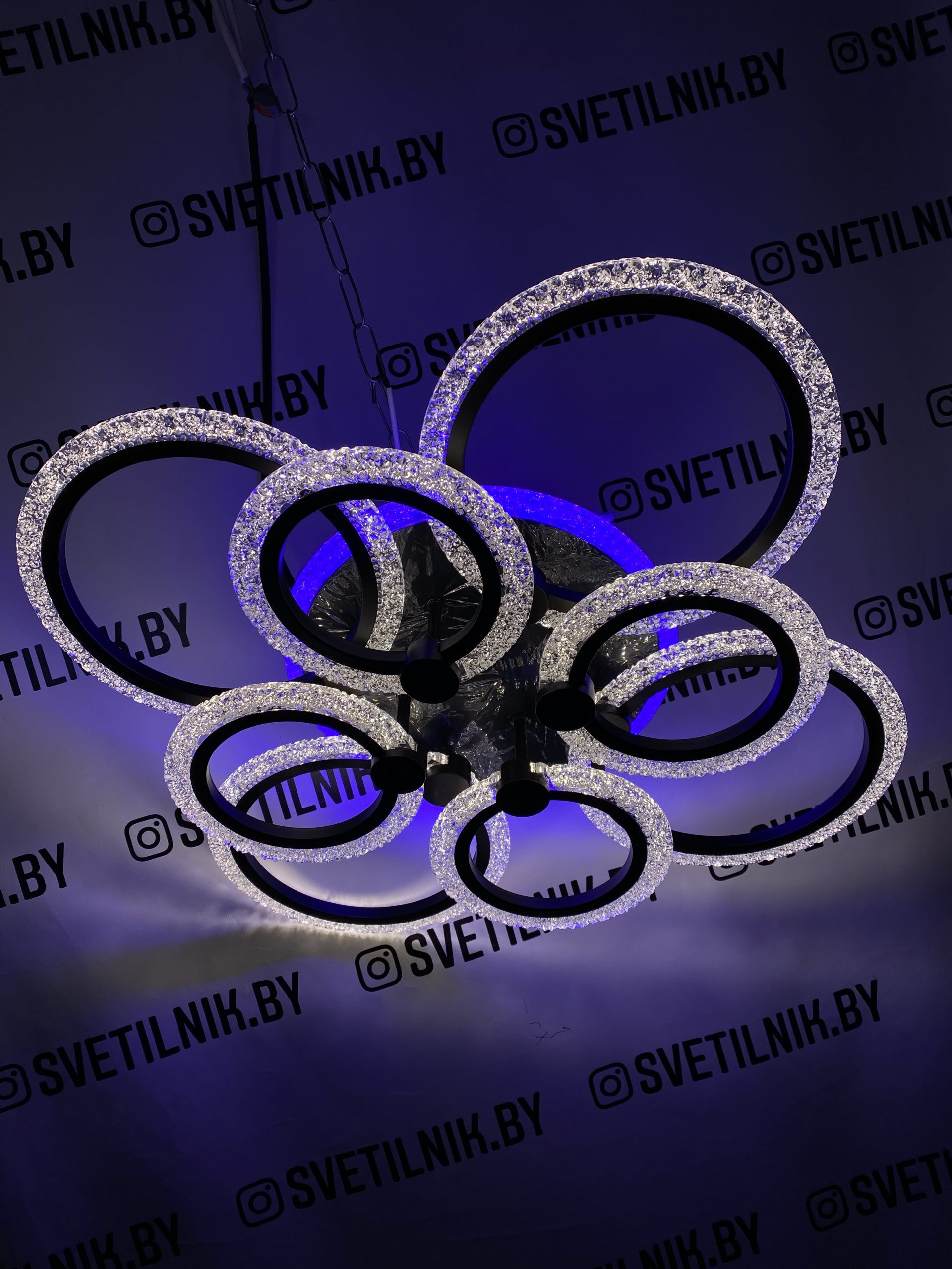 Умный Светодиодный светильник с возможностью управления смартфоном и пультом ДУ 8313/4+4 BK