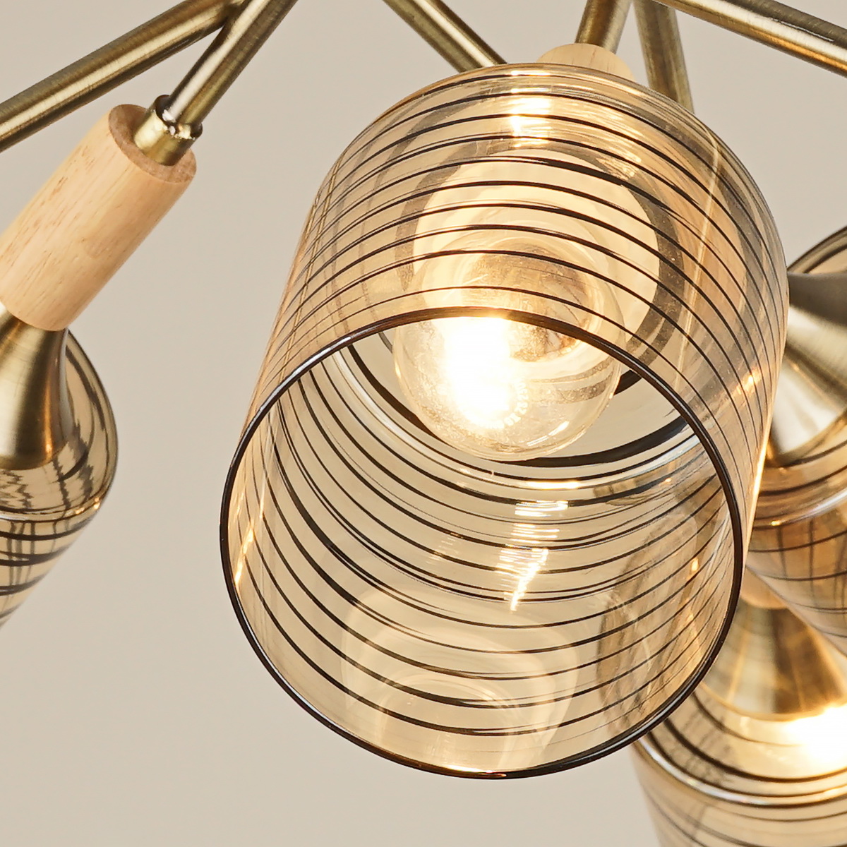 Люстра классическая 04536-0.3-06-3